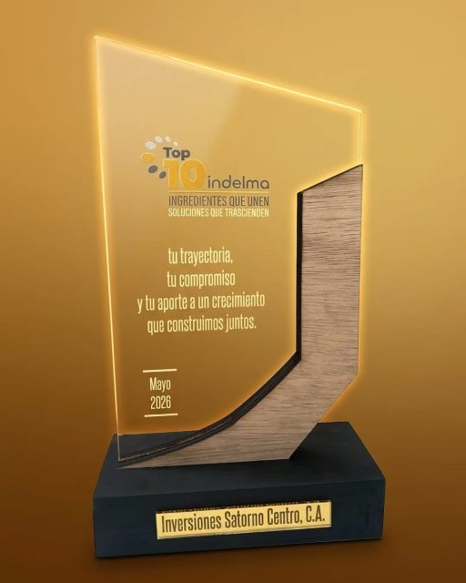 SATORNO CENTRO E INDELMA, UNA ALIANZA GANADORA 💛📦🚚

 ​¡Un logro que nos llena de orgullo y nos impulsa a seguir adelante! 🏆✨

​Queremos compartir con toda nuestra comunidad una excelente noticia.

Ayer, miércoles 27 de Mayo de 2026, Inversiones Satorno Centro, C.A. fue reconocida como uno de los 10 mejores clientes de la empresa INDELMA 💯

​Este hermoso reconocimiento premia nuestra trayectoria, compromiso y el aporte a un crecimiento que construimos juntos. Para Satorno Centro, el poder trabajar de la mano con aliados que aportan "ingredientes que unen y soluciones que trascienden" es la clave para mantener la calidad que ustedes ya conocen.

​Queremos dar las gracias a todo el equipo de @somosindelma por este gran honor y por confiar en nuestro trabajo. Este éxito no es solo nuestro; es también de todo nuestro equipo y de cada uno de nuestros clientes que nos eligen día a día.

​¡Gracias por ser parte de este camino! Seguimos creciendo y trabajando con el compromiso de siempre. 💼

Somos tu Mejor Aliado 🌟

CONTÁCTANOS

WhatsApp✨
📲 0414 442 4471 

📩Correo: satornocentro@gmail.com

👇🏾Síguenos 👇🏻

⬇️ En CARABOBO ⬇️
🔸Instagram @satornocentro ✔️
🔸 Nuestra Etiqueta 👉 #satornocentro

⬇️ En CARACAS ⬇️
🔸Instagram @satornojc ✔️

#satorno
#JarabedeGlucosaalMayor
#ColorCarameloalMayor
#ValenciaVenezuela

Satorno Centro, Distribuidores oficiales del portafolio de productos derivados del Maíz 🌽 de la marca Indelma... Somos tu Mejor Aliado 💯